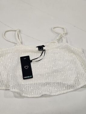 White Crochet Bandeau Bralette ✨️ Make An Offer ✨️
